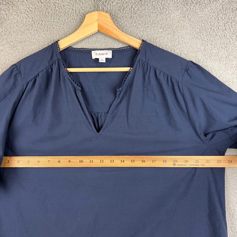 Evereve Navy Blue Eyelet Embroidered V-Neck Cotton Blouse XL - Picture 7 of 9
